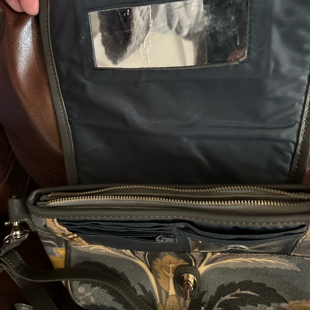 Floral Patterned Crossbody Bag - Picture 2 of 4